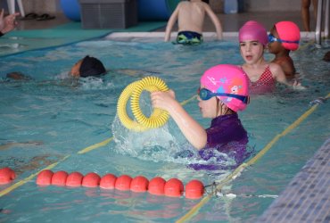 "LES CLASSES BLEUES" À LA PISCINE